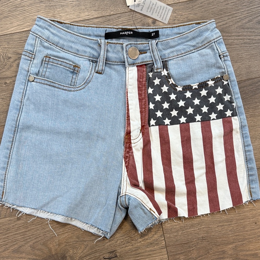 Harper Light Blue Jean Shorts with Flag Design from francesca’s